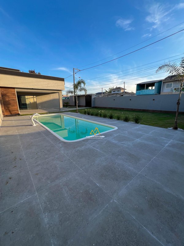 Casa com 3 dormitórios à venda, 160 m² por R$ 850.000 - Jardim Atlântico Leste (Itaipuaçu)  Maricá - 