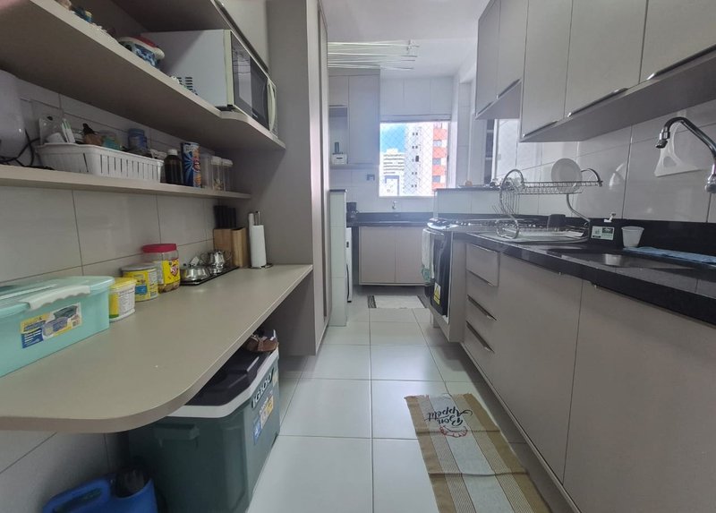 APARTAMENTO 3 QUARTOS SUÍTE DEP VARANDA PISCINA ACADEMIA QUADRA À VENDA NO CIDADE JARDIM Rua Leonor Calmon Salvador - 