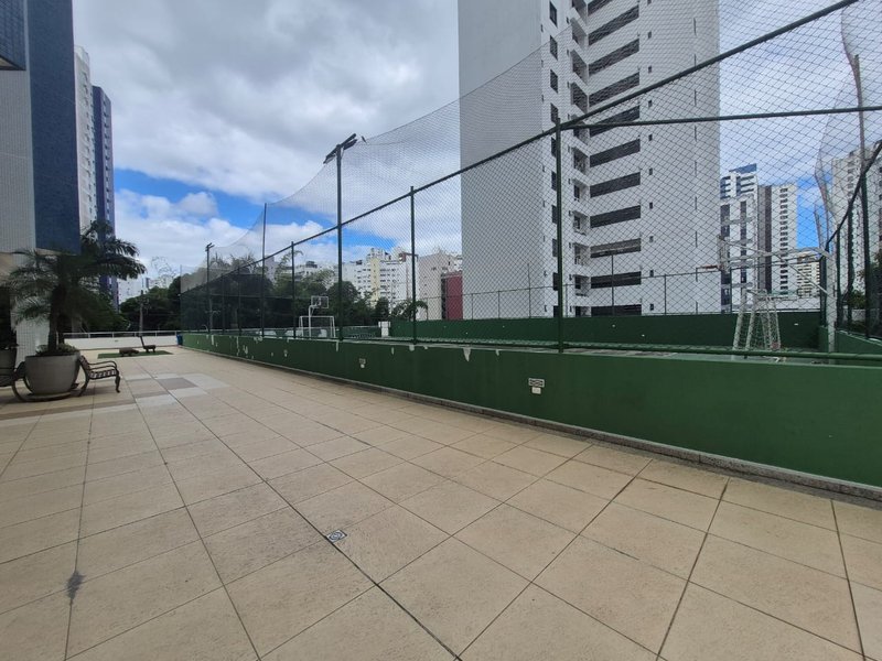 APARTAMENTO 3 QUARTOS SUÍTE DEP VARANDA PISCINA ACADEMIA QUADRA À VENDA NO CIDADE JARDIM Rua Leonor Calmon Salvador - 