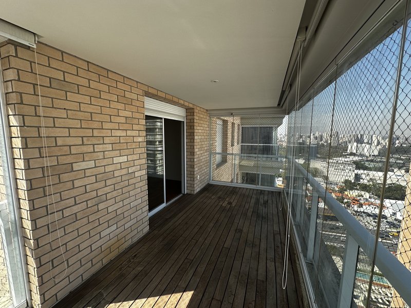 Apartamento para venda com 4 dormitórios, 5 vagas próximo ao Parque Ibirapuera  São Paulo - 