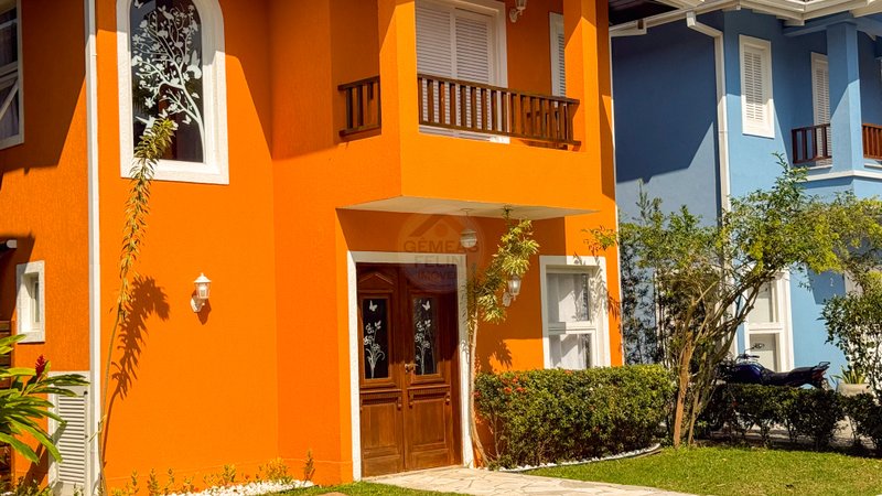 Casa em condomínio na Praia de Juquehy - LOCAÇÃO ANUAL  São Sebastião - 