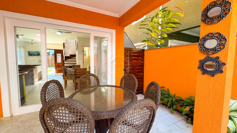 Casa em condomínio na Praia de Juquehy - LOCAÇÃO ANUAL  São Sebastião - 