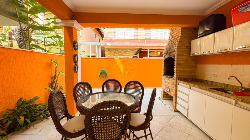 Casa em condomínio na Praia de Juquehy - LOCAÇÃO ANUAL  São Sebastião - 