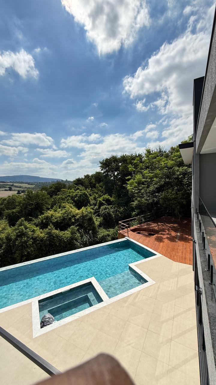 Casa com 3 dormit&oacute;rios &agrave; venda,540 m&sup2; - Condom&iacute;nio Village Ipanema II - Ara&ccedil;oiaba - SP Av: Francisco de Assis Chateaubriand Araçoiaba da Serra - 