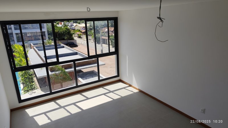 Apartamento de Cobertura /2 suites/Praia de Guarajuba condominio Águas Camaçari - 