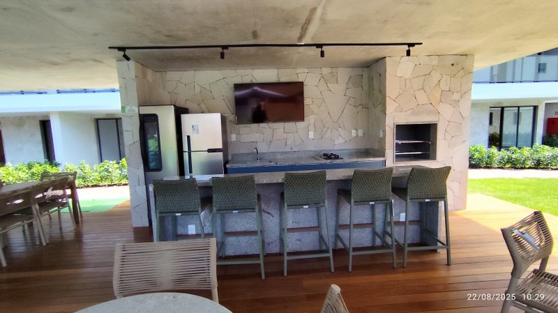 Apartamento de Cobertura /2 suites/Praia de Guarajuba condominio Águas Camaçari - 