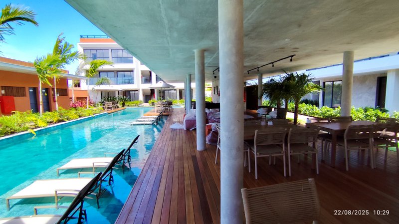 Apartamento de Cobertura /2 suites/Praia de Guarajuba condominio Águas Camaçari - 