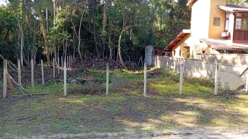 Terreno em Marisdcal Bombinhas SC Rua Diadema Bombinhas - 
