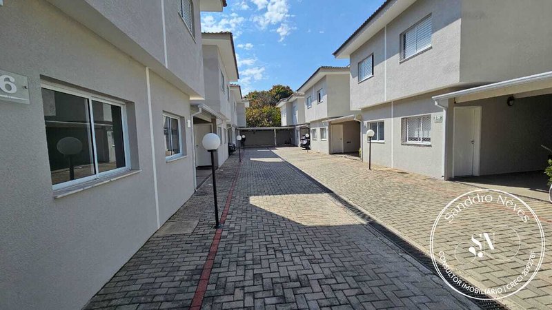 Casa À venda, 60m, 2 Dormitorios, R$ 420.000 - Villagio Caprese - Sorocaba SP Rua Ophélia Santucci Romano Sorocaba - 