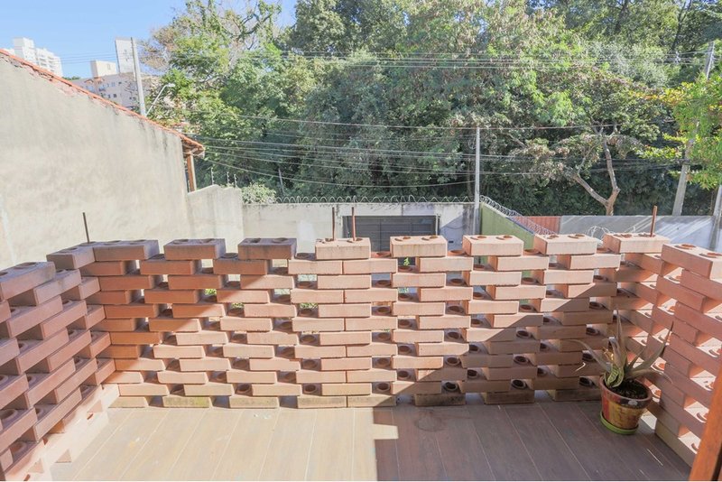 Casa à venda, 73m - R$  510.000 - Jardim Emília, 2 Dorms. e amplo terreno – Sorocaba/SP Rua José Borghesi Sorocaba - 