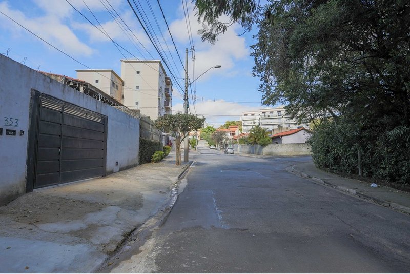 Casa à venda, 73m - R$  510.000 - Jardim Emília, 2 Dorms. e amplo terreno – Sorocaba/SP Rua José Borghesi Sorocaba - 