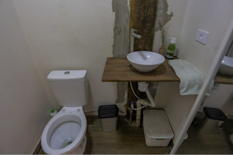 Casa à venda, 73m - R$  510.000 - Jardim Emília, 2 Dorms. e amplo terreno – Sorocaba/SP Rua José Borghesi Sorocaba - 