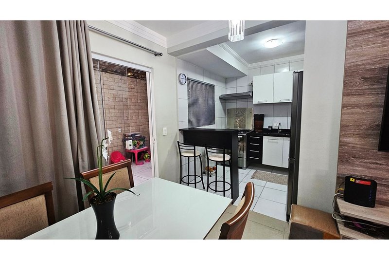 Casa à venda, 132m - 2 Dorm. - R$ 320.000 - Residencial Moradas do Éden - Sorocaba - SP Rua Benedito de Almeida Lima Sorocaba - 