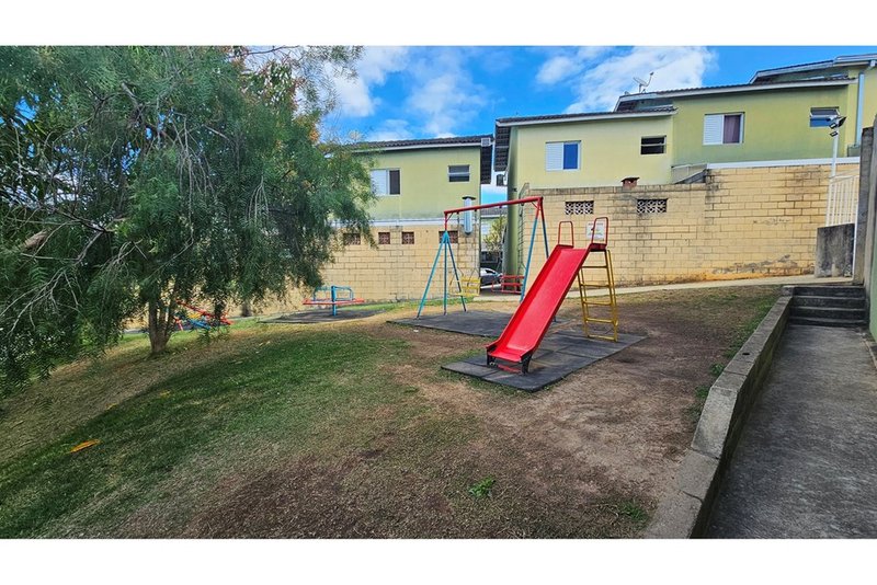 Casa à venda, 132m - 2 Dorm. - R$ 320.000 - Residencial Moradas do Éden - Sorocaba - SP Rua Benedito de Almeida Lima Sorocaba - 