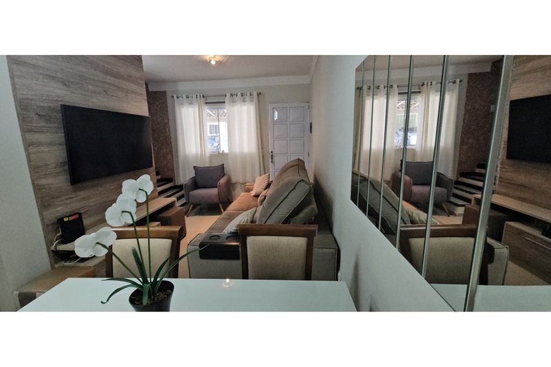Casa à venda, 132m - 2 Dorm. - R$ 320.000 - Residencial Moradas do Éden - Sorocaba - SP Rua Benedito de Almeida Lima Sorocaba - 