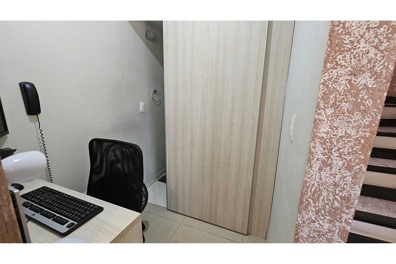 Casa à venda, 132m - 2 Dorm. - R$ 320.000 - Residencial Moradas do Éden - Sorocaba - SP Rua Benedito de Almeida Lima Sorocaba - 