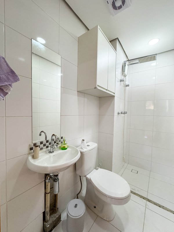 Apartamento de alto padrão em região nobre de Arujá, com 3 suites , 4 vagas Estrada Limoeiro Arujá - 
