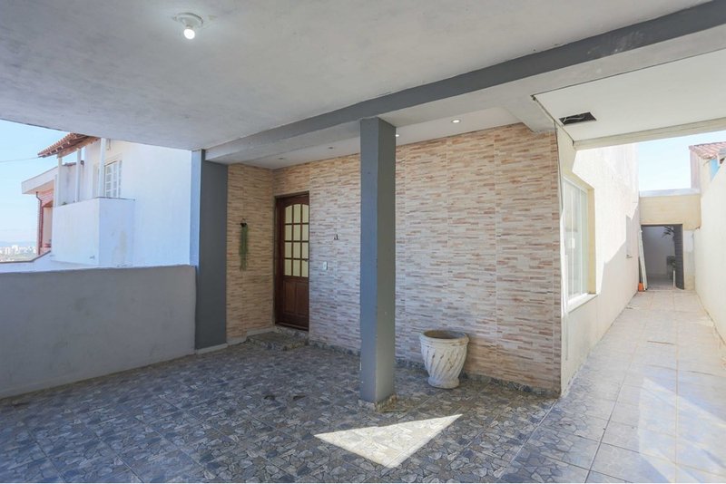 Casa À venda, 200m, 3 Dorms. - R$ 330.000 - Vila Garcia - Votorantim SP Rua Carmelina Garcia Votorantim - 