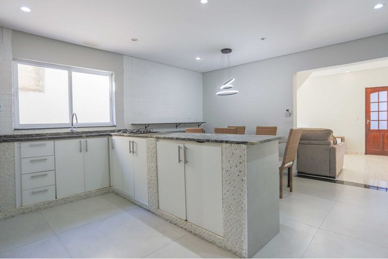 Casa À venda, 200m, 3 Dorms. - R$ 330.000 - Vila Garcia - Votorantim SP Rua Carmelina Garcia Votorantim - 