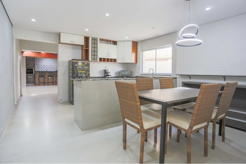 Casa À venda, 200m, 3 Dorms. - R$ 330.000 - Vila Garcia - Votorantim SP Rua Carmelina Garcia Votorantim - 