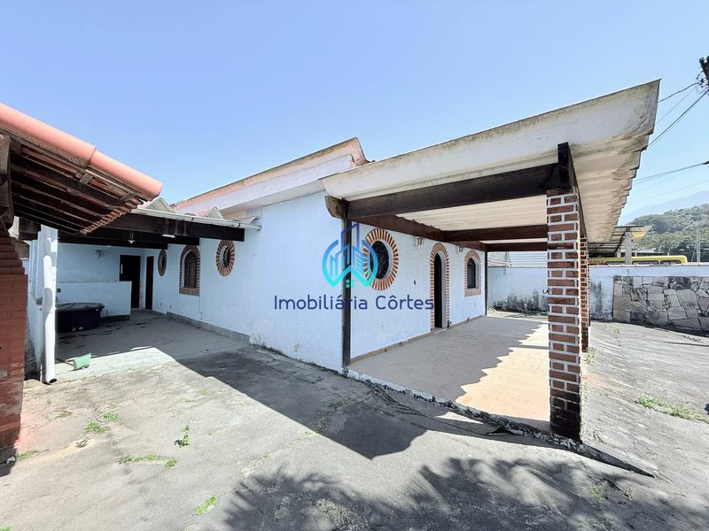 🏡 Casa à venda – Próximo à Parada Modelo e ao posto do Sr. Arli Rua Edgard Barbosa Guapimirim - 