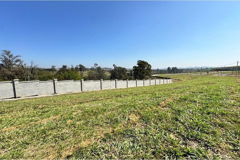 Terreno à Venda, 300m - R$ 369.000 - Condomínio Terras Alpha - Votorantim - SP Rua Júlio Cassola Votorantim - 