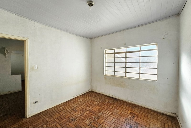 Casa à venda, 70m - terreno com 300m - R$ 295.000 - Bairro Vila Trujillo - Sorocaba - SP Rua Camilo José Cury Sorocaba - 