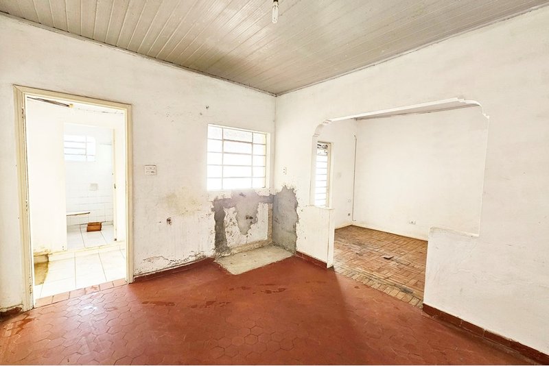 Casa à venda, 70m - terreno com 300m - R$ 295.000 - Bairro Vila Trujillo - Sorocaba - SP Rua Camilo José Cury Sorocaba - 