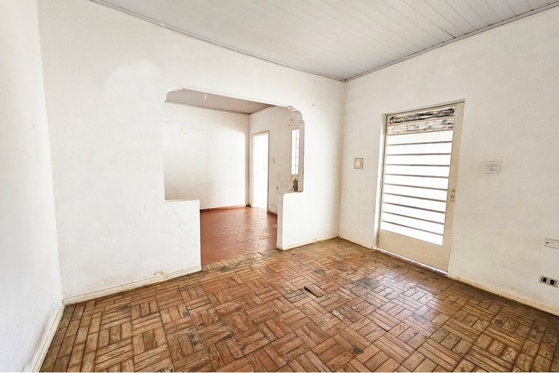 Casa à venda, 70m - terreno com 300m - R$ 295.000 - Bairro Vila Trujillo - Sorocaba - SP Rua Camilo José Cury Sorocaba - 