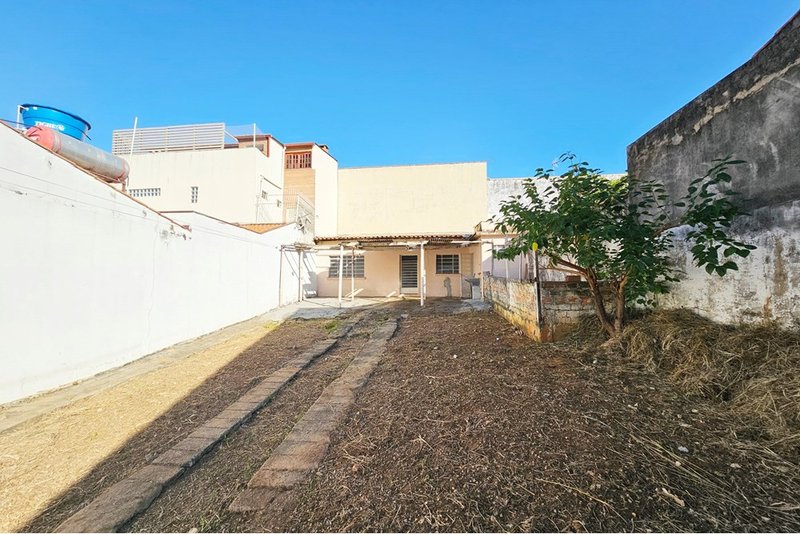 Casa à venda, 70m - terreno com 300m - R$ 295.000 - Bairro Vila Trujillo - Sorocaba - SP Rua Camilo José Cury Sorocaba - 