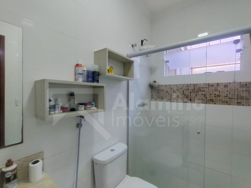 VILA ALTO PARAÍSO - 04 DORM. SENDO 2 SUITES - ÁREA GOURMET COM SUITE  Bauru - 