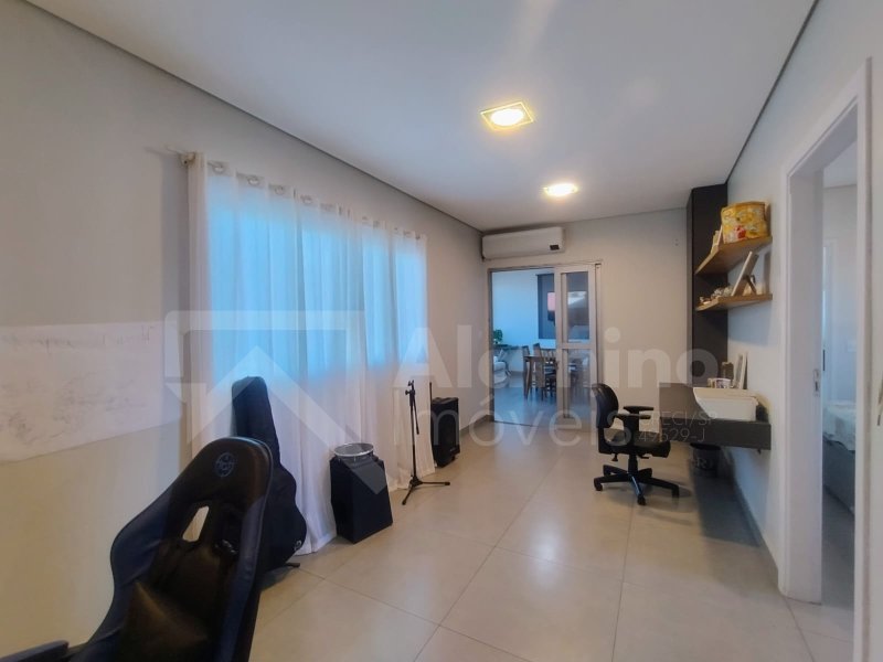 VILA ALTO PARAÍSO - 04 DORM. SENDO 2 SUITES - ÁREA GOURMET COM SUITE  Bauru - 