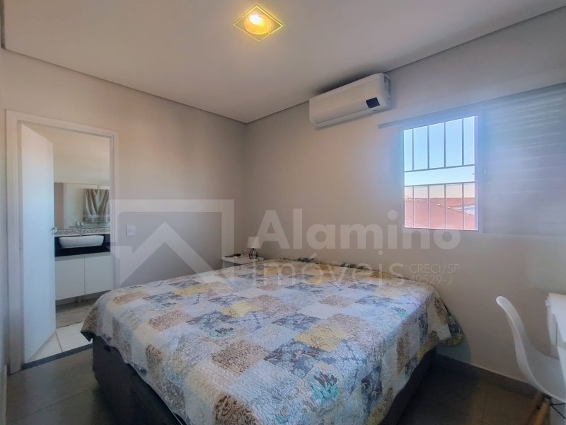 VILA ALTO PARAÍSO - 04 DORM. SENDO 2 SUITES - ÁREA GOURMET COM SUITE  Bauru - 