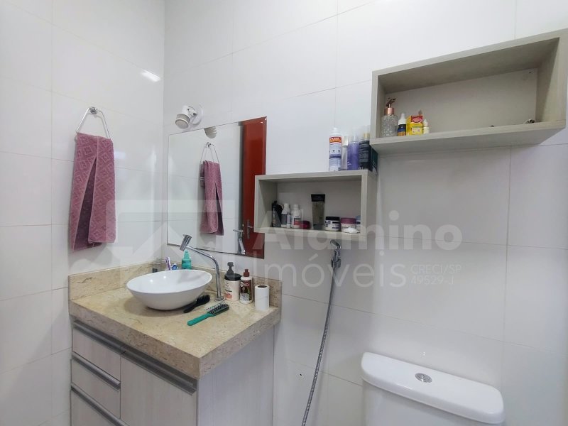 VILA ALTO PARAÍSO - 04 DORM. SENDO 2 SUITES - ÁREA GOURMET COM SUITE  Bauru - 