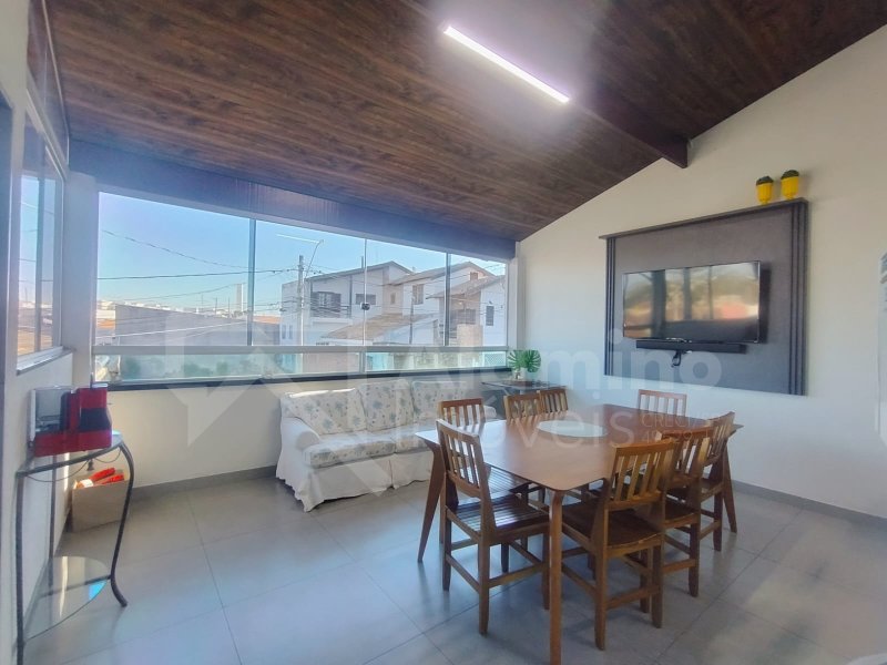 VILA ALTO PARAÍSO - 04 DORM. SENDO 2 SUITES - ÁREA GOURMET COM SUITE  Bauru - 