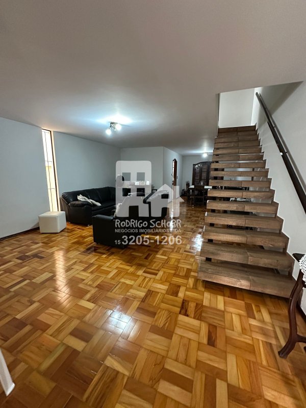 🏡 Amplo sobrado à venda Rua Cel. Bento Pires - Centro Tatuí  Tatuí - 