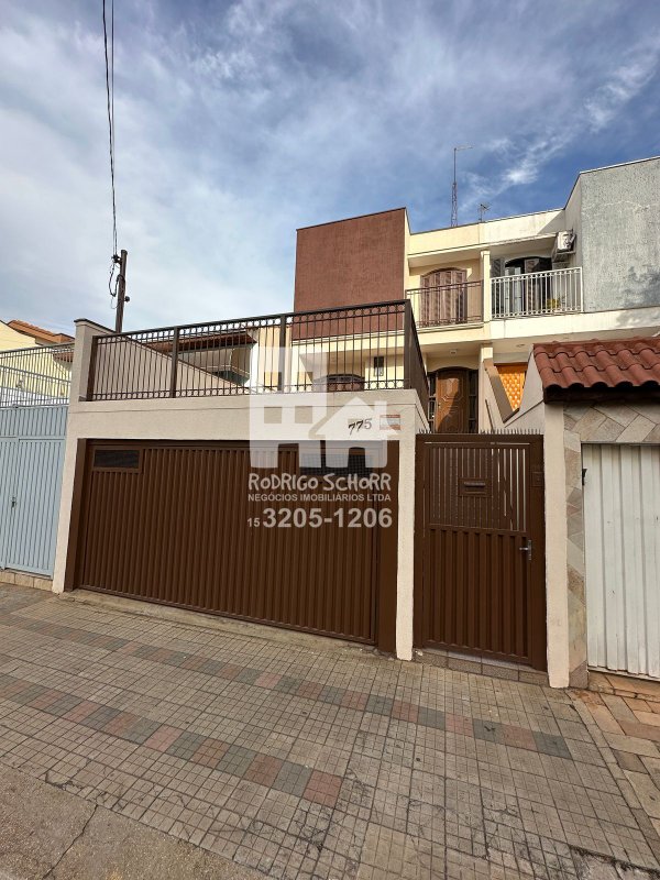🏡 Amplo sobrado à venda Rua Cel. Bento Pires - Centro Tatuí  Tatuí - 