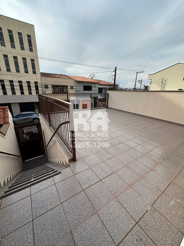 🏡 Amplo sobrado à venda Rua Cel. Bento Pires - Centro Tatuí  Tatuí - 