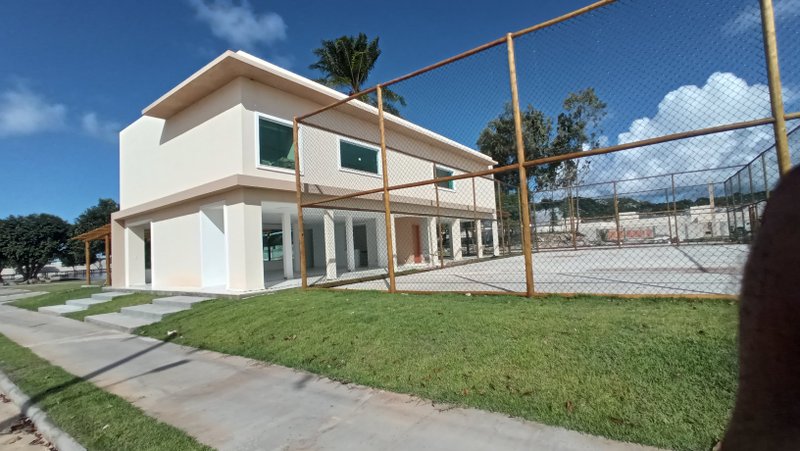 casas 2,3,4 quartos - Condomínio com Lago Rua Direta de Busca Vida Camaçari - 