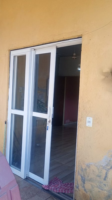 02 Casas Simples terreno de 283,5m2 - Brás Cubas  Mogi das Cruzes - 