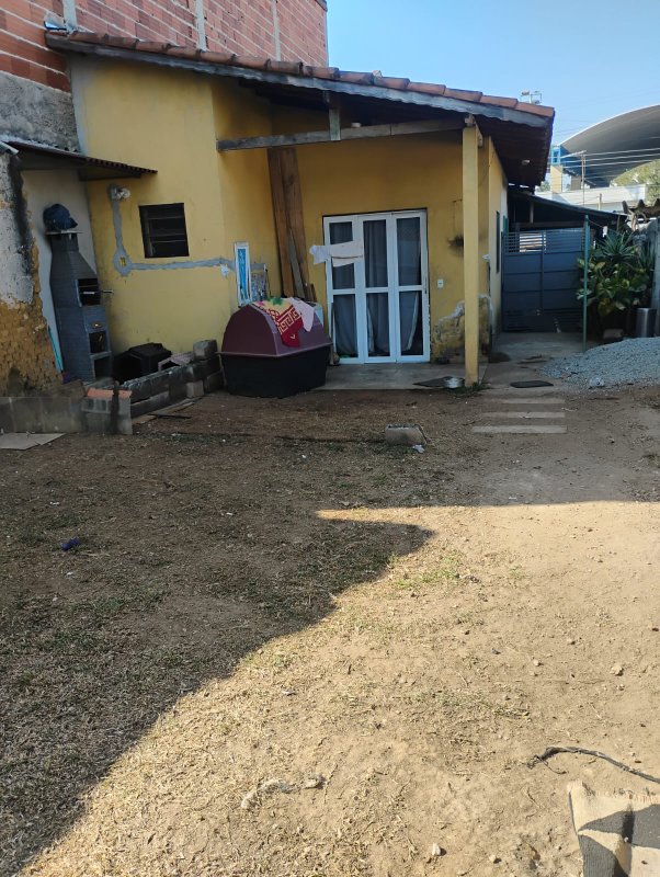 02 Casas Simples terreno de 283,5m2 - Brás Cubas  Mogi das Cruzes - 