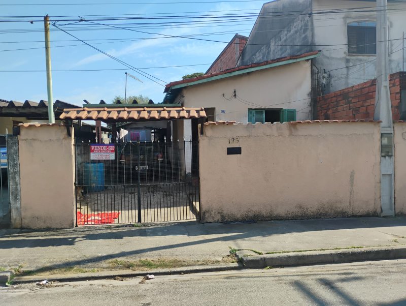 02 Casas Simples terreno de 283,5m2 - Brás Cubas  Mogi das Cruzes - 