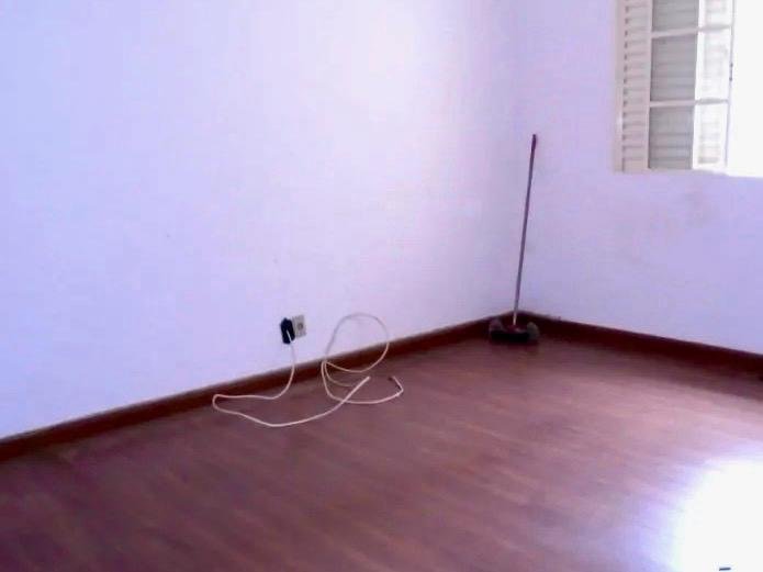 Casa 3 Dormitórios - terreno de 500m2 -Jardim Universo  Mogi das Cruzes - 
