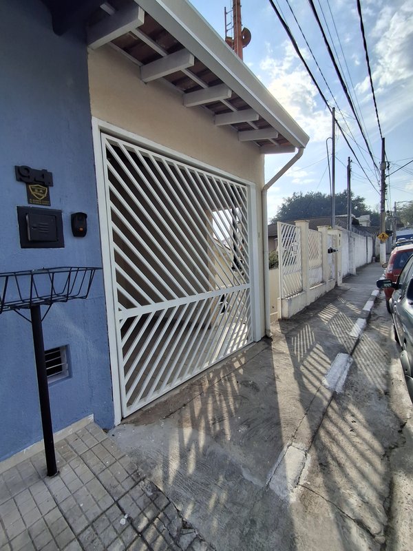 Casa de 2 dormitórios no Centro de Santana de Parnaiba  Santana de Parnaíba - 