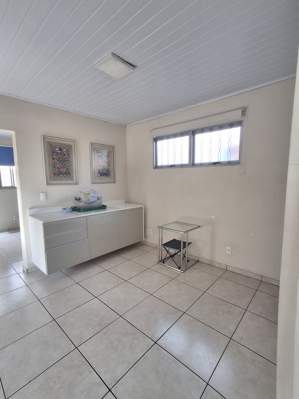 Casa de 2 dormitórios no Centro de Santana de Parnaiba  Santana de Parnaíba - 