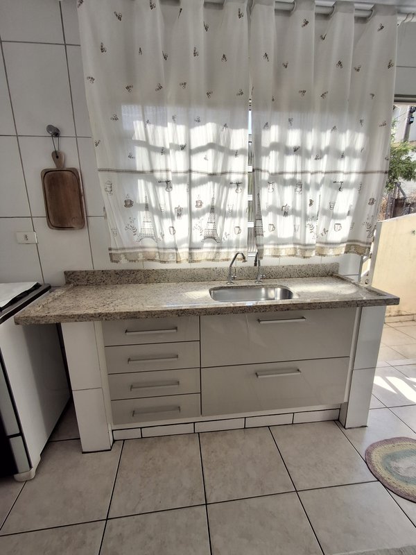 Casa de 2 dormitórios no Centro de Santana de Parnaiba  Santana de Parnaíba - 