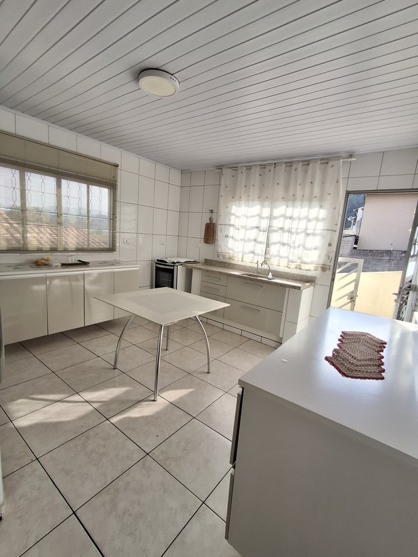 Casa de 2 dormitórios no Centro de Santana de Parnaiba  Santana de Parnaíba - 