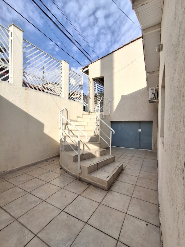 Casa de 2 dormitórios no Centro de Santana de Parnaiba  Santana de Parnaíba - 