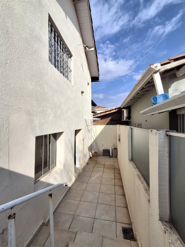 Casa de 2 dormitórios no Centro de Santana de Parnaiba  Santana de Parnaíba - 