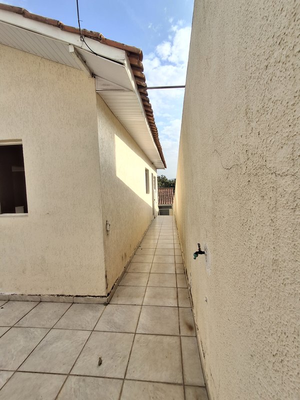 Casa de 2 dormitórios no Centro de Santana de Parnaiba  Santana de Parnaíba - 